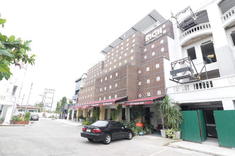 Oyo 115 Rich Boutique Hotel Ban Nong Khang Zewnętrze zdjęcie